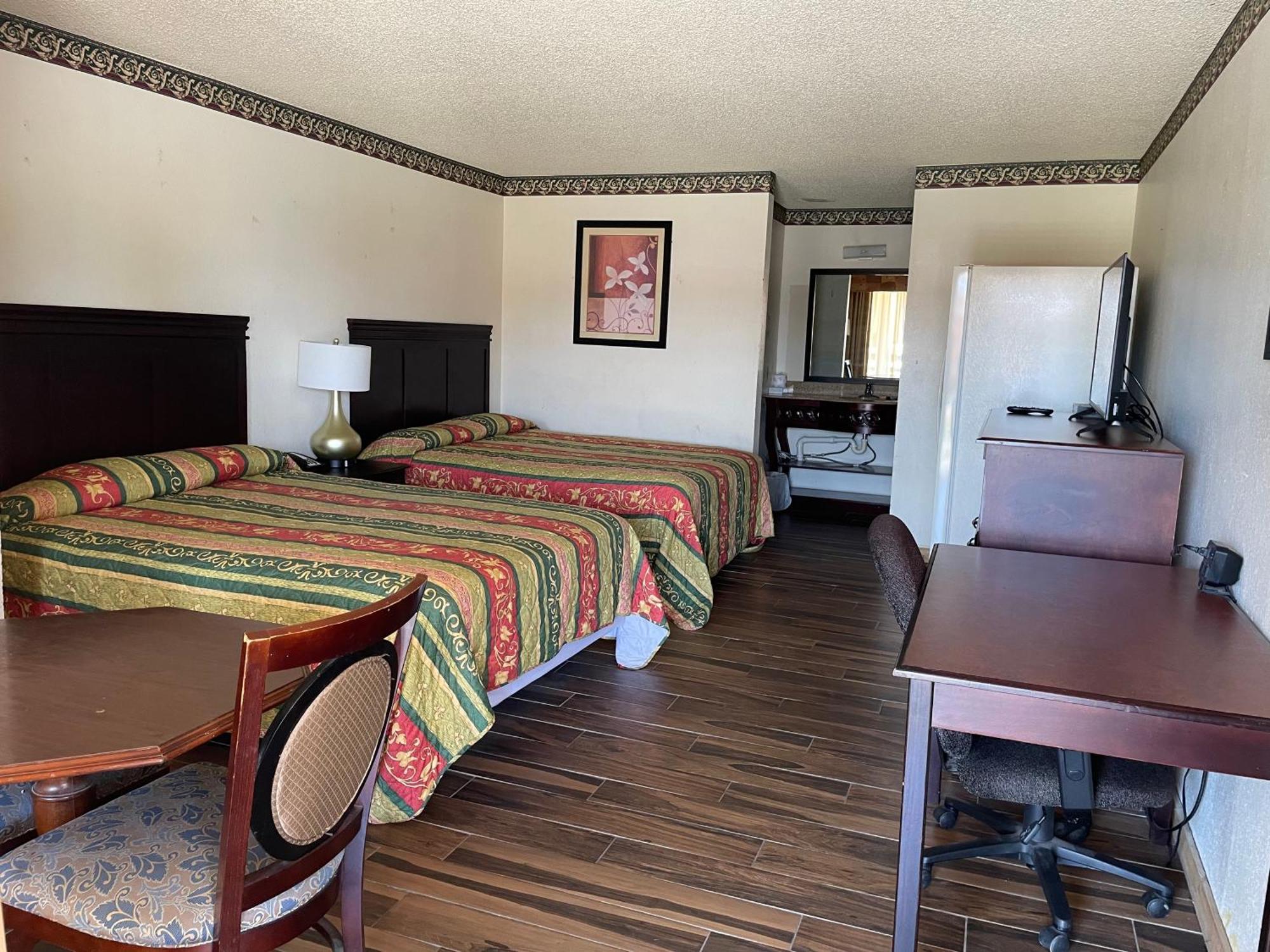 Granbury Inn And Suites Eksteriør bilde