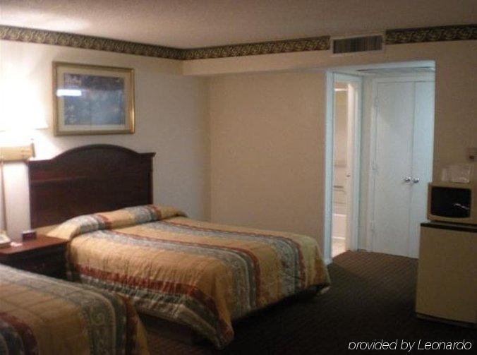 Granbury Inn And Suites Eksteriør bilde